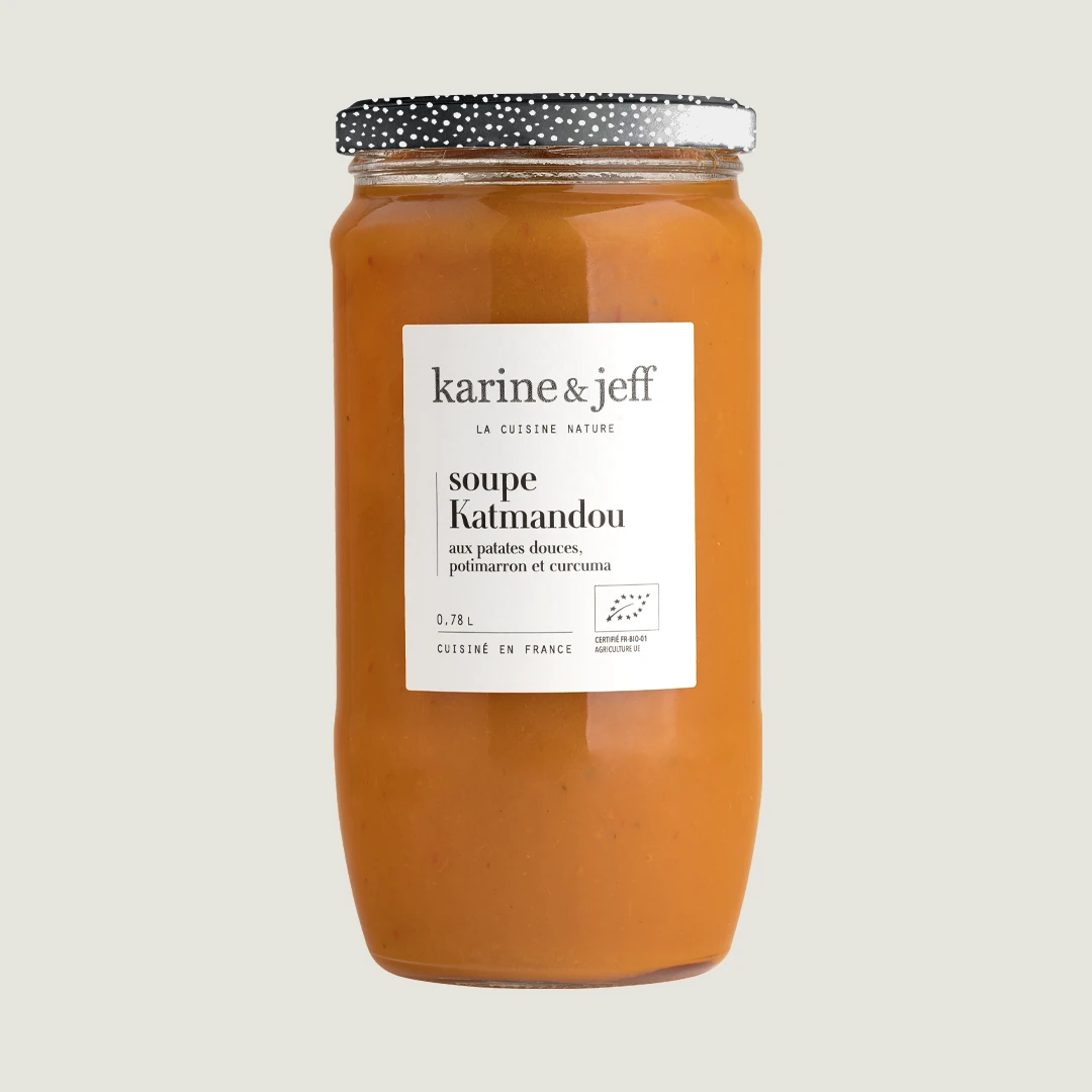 Sopa Kathmandu - batata-doce, abóbora hokkaido e curcuma